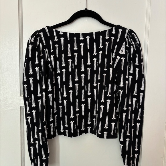 Betsey Johnson - XL- Lycra Snap Up Puff Shoulder Long Sleeve Crop Shirt - Picture 5 of 5